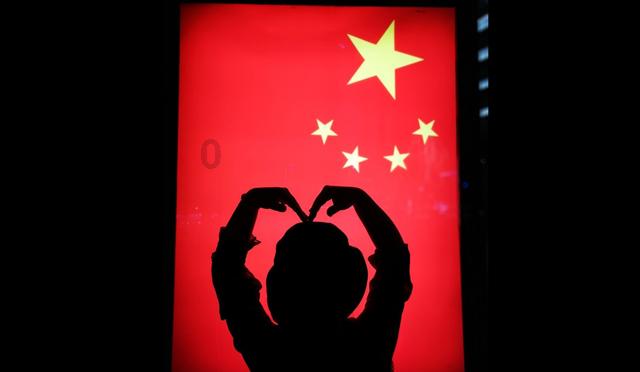 消逝的光芒：信徒