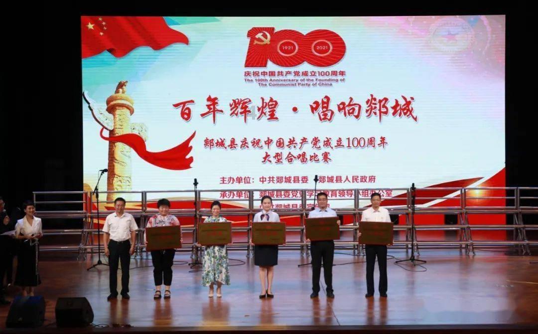 逃离昏暗的废弃城